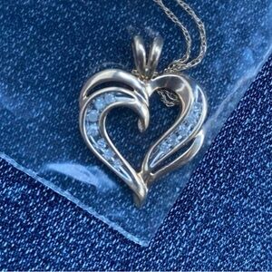 10K SOLID GOLD HEART
PENDANT WITH CUBIC STONES **Valentine Day
Special**